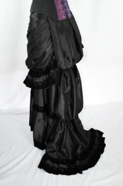 Ebony Victorian Skirt, Made To Order -Vintage Veil Clothing Store 800x1200 Vic skirt back