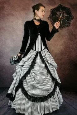 Victorian Picnic Gown -Vintage Veil Clothing Store rose bolero 1