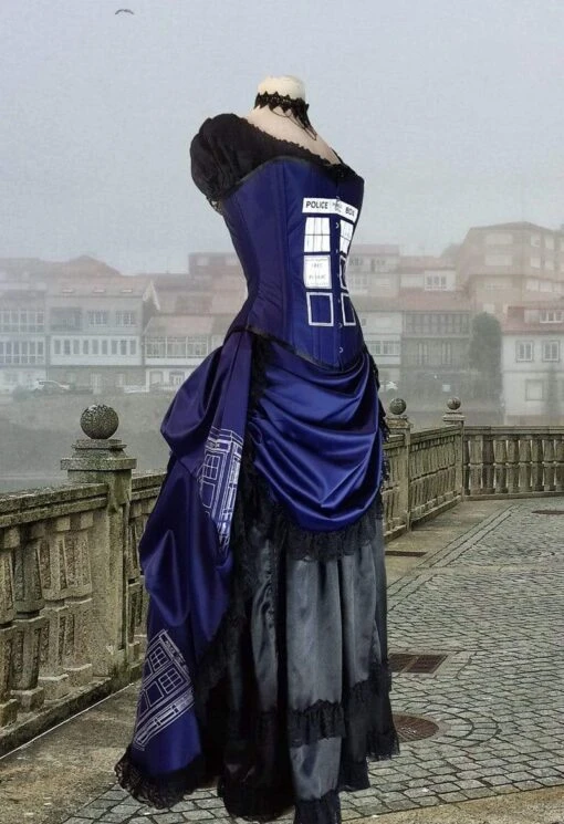 Tardis Bustle Time Travel Skirt - Image 4
