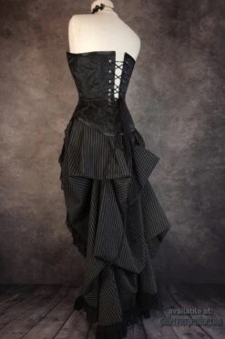 Venus Revisited, Australian Made Corset -Vintage Veil Clothing Store wmvenus bare sb 188kb